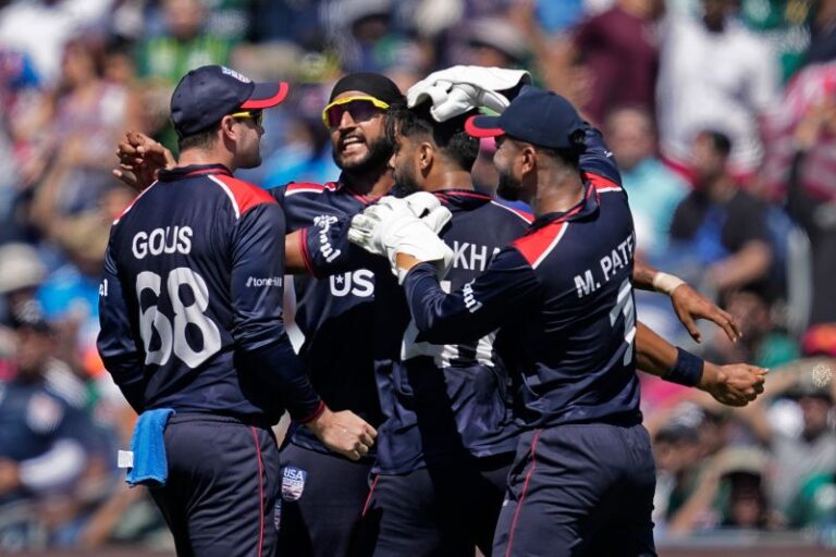 Session Market Betting in IPL: Analyzing Team Response in Critical Sessions Using Online Cricket ID
